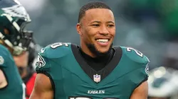 Saquon Barkley #26 of the Philadelphia Eagles on the field before the game against the Pittsburgh Steelers at Lincoln Financial Field on December 15, 2024.