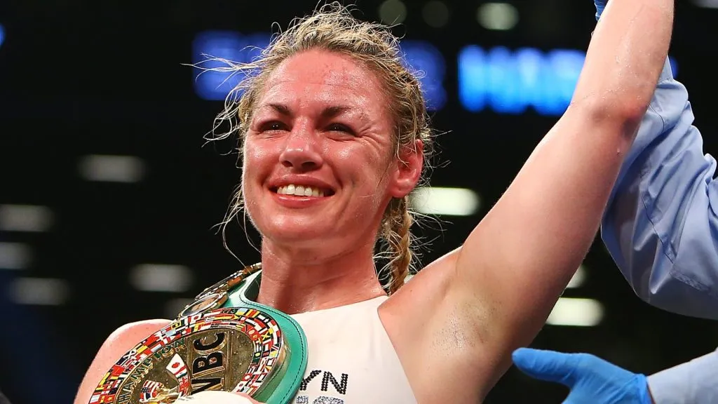 Heather Hardy pcelebrates after defeating Paola Torres during their Featherweight bout at Barclays Center on April 21, 2018. (Source: Mike Stobe/Getty Images)