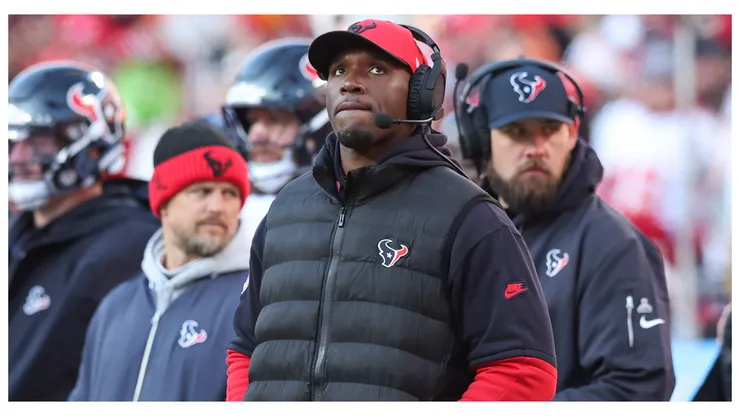 Houston Texans head coach DeMeco Ryans in the fourth quarter of an NFL, American Football Herren, USA game between the Houston Texans and Kansas City Chiefs on December 21, 2024 at GEHA Field at Arrowhead Stadium in Kansas City, MO.