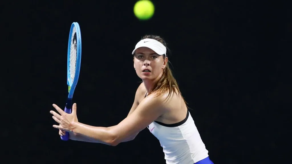 Maria Sharapova of Russia plays a forehand in her match against Jennifer Brady of the United States during day two of the 2020 Brisbane International. (Source: Chris Hyde/Getty Images)