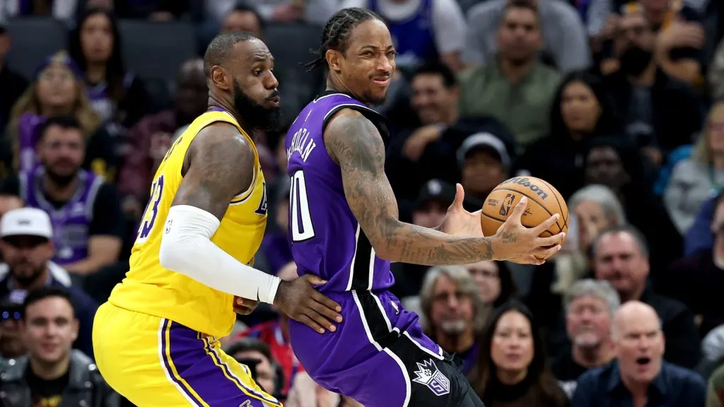 DeMar DeRozan #10 of the Sacramento Kings is guarded by LeBron James #23 of the Los Angeles Lakers in the second half at Golden 1 Center. (Ezra Shaw/Getty Images)