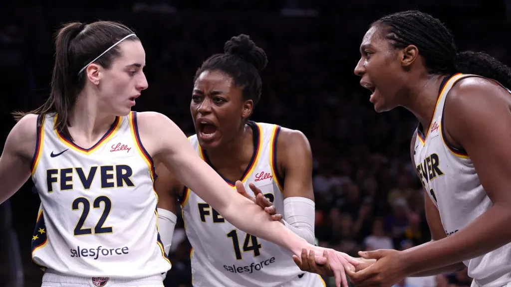 temi fagbenle and caitlin clark