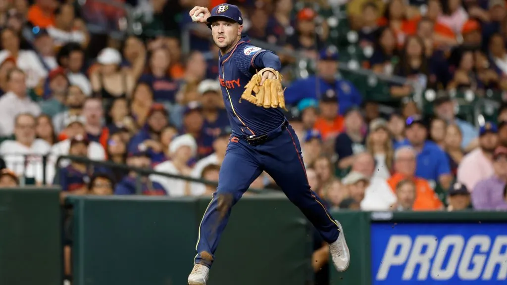 Alex Bregman #2 of the Houston Astros throws to first base in the eighth inning against the Seattle Mariners at Minute Maid Park on September 23, 2024 in Houston, Texas. (Photo by Tim Warner/Getty Images)