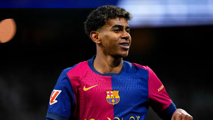 Lamine Yamal of FC Barcelona celebrates after scoring against Real Madrid