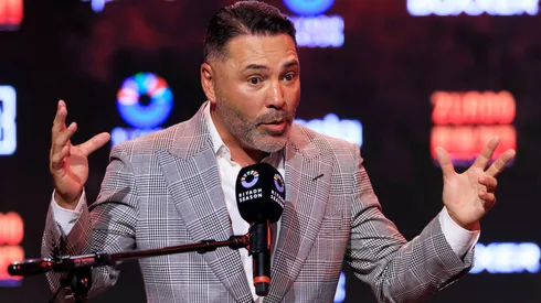 Oscar de la Hoya speaks during the Riyadh Season press conference.