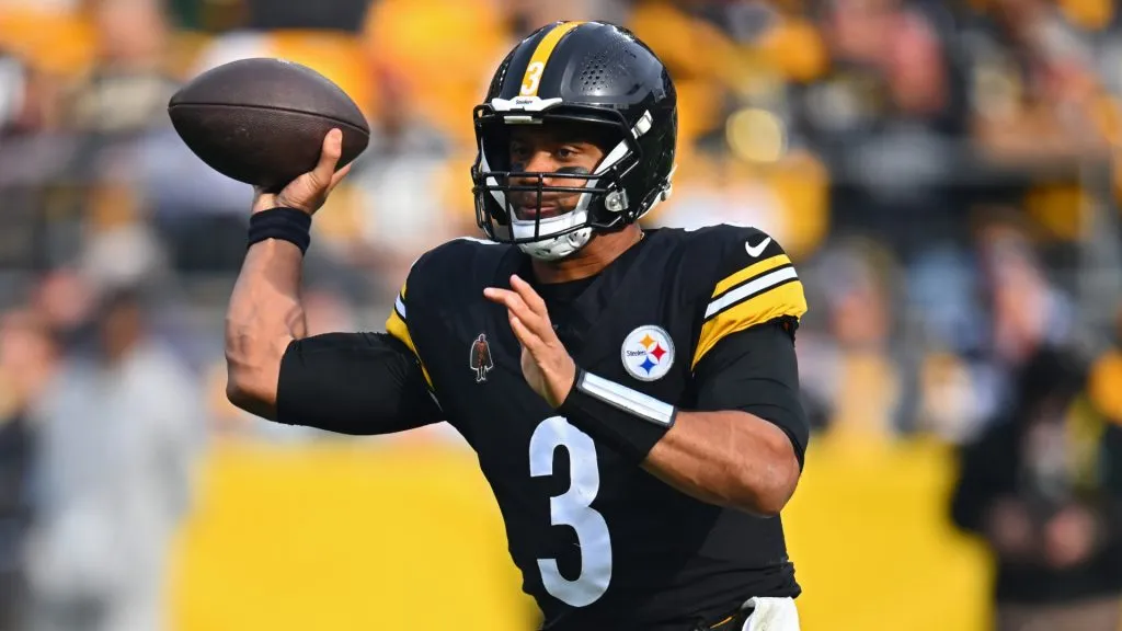 Russell Wilson quarterback of Pittsburgh Steelers