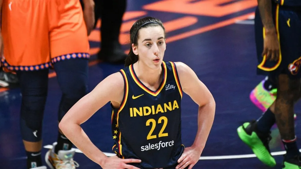 Caitlin Clark of Indiana Fever reacts during a WNBA game (IMAGO/Zuma Press Fire)