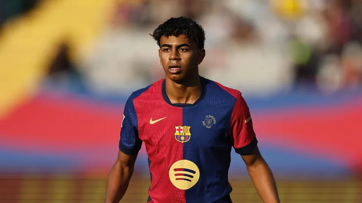 Lamine Yamal of FC Barcelona looks on during a match against Las Palmas