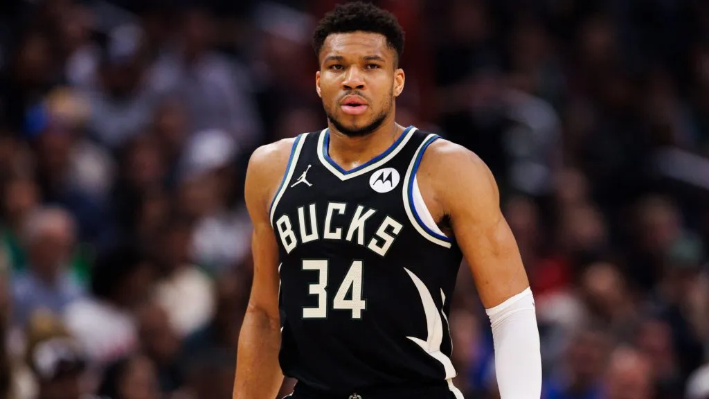 giannis antetokounmpo