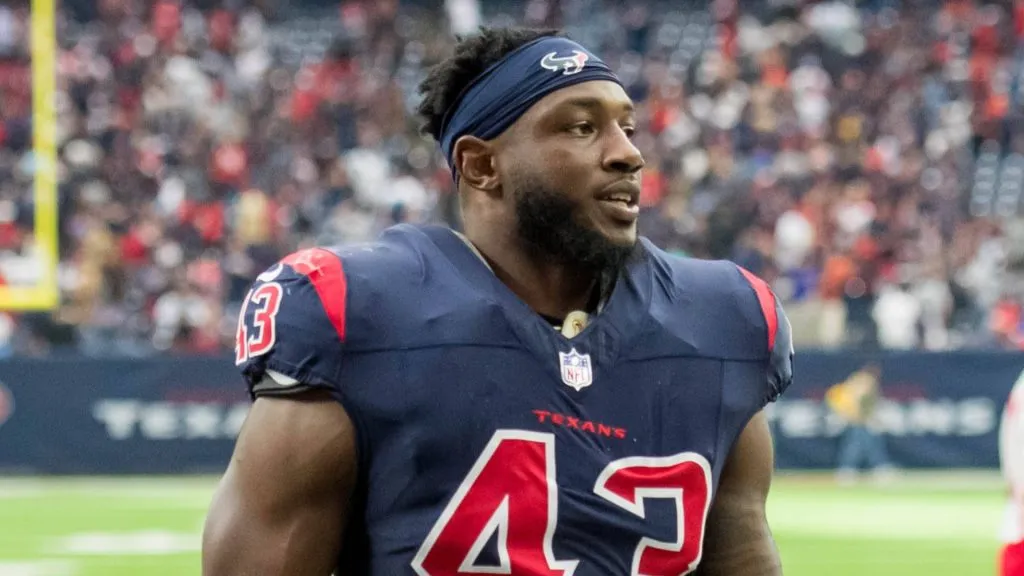 Houston Texans linebacker Neville Hewitt (43) leaves the field after a game between the Arizona Cardinals and the Houston Texans in Houston, TX.