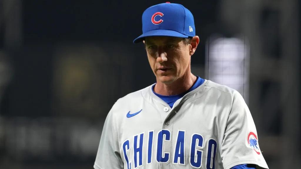 Craig Counsell #30 of the Chicago Cubs walks off the field after being ejected in the eighth inning against the Cincinnati Reds at Great American Ball Park on July 29, 2024. (Source: Jason Mowry/Getty Images)