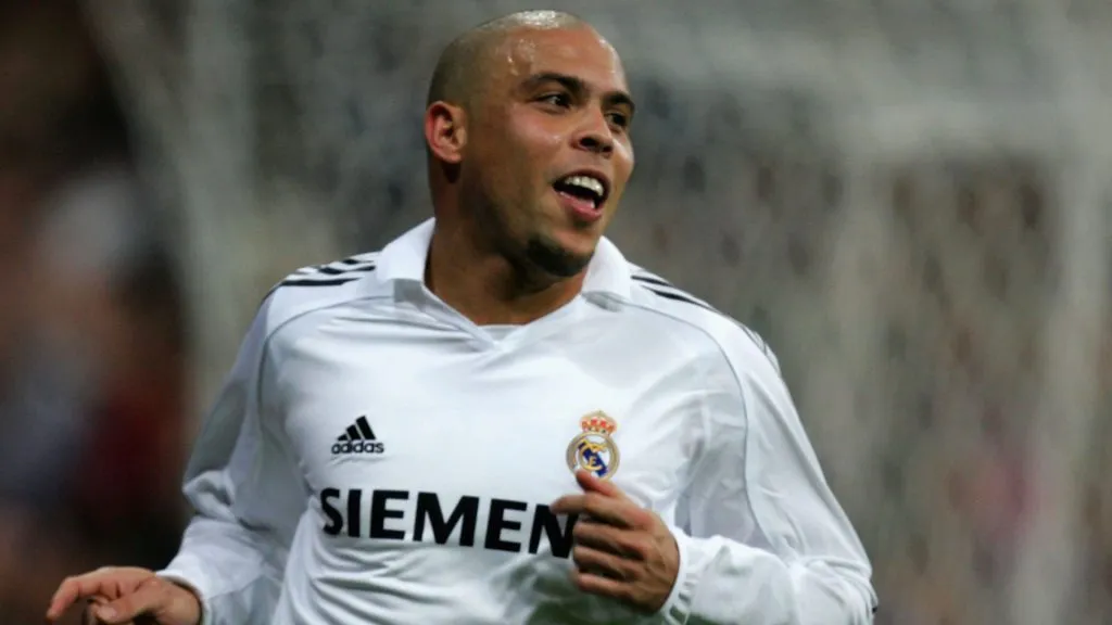 Ronaldo of Real Madrid celebrates his goal during the Primera Liga match between Real Madrid and Espanyol at the Santiago Bernabeu stadium. (Denis Doyle/Getty Images)