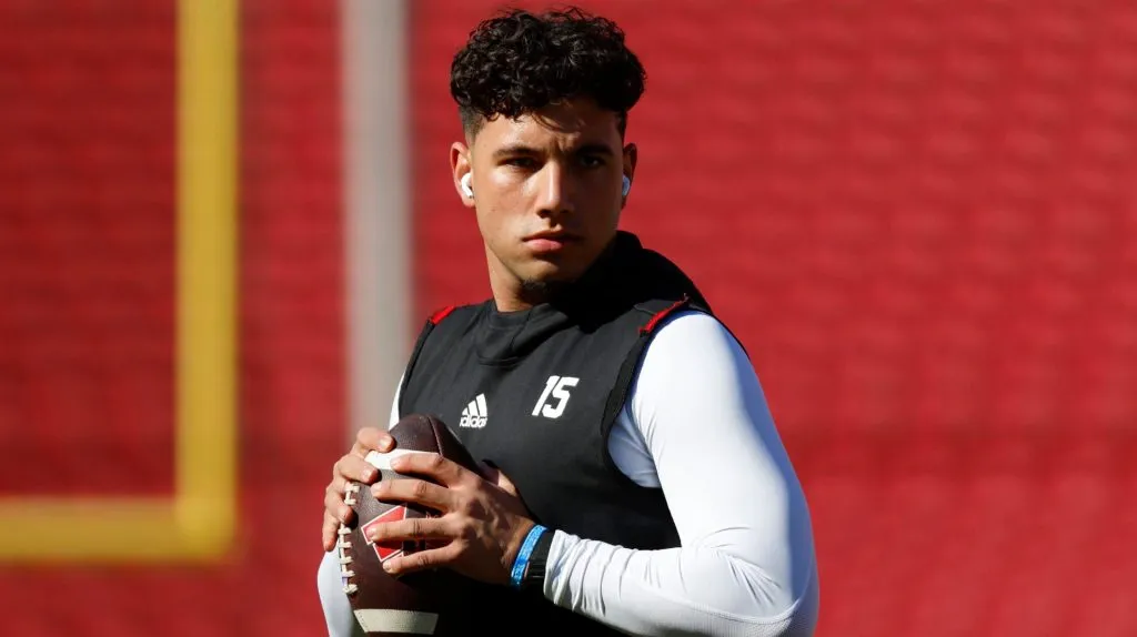 Nebraska Cornhuskers quarterback Dylan Raiola (15) throws a pass before the NCAA football game between the Nebraska Cornhuskers and USC Trojans at the Los Angeles Coliseum in Los Angeles, California.