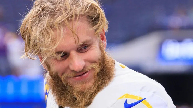 10 Cooper Kupp, WR of the Los Angeles Rams prior to their regular NFL, American Football Herren, USA season game against the Minnesota Vikings on Thursday October 24, 2024 at SoFi Stadium in Inglewood, California.
