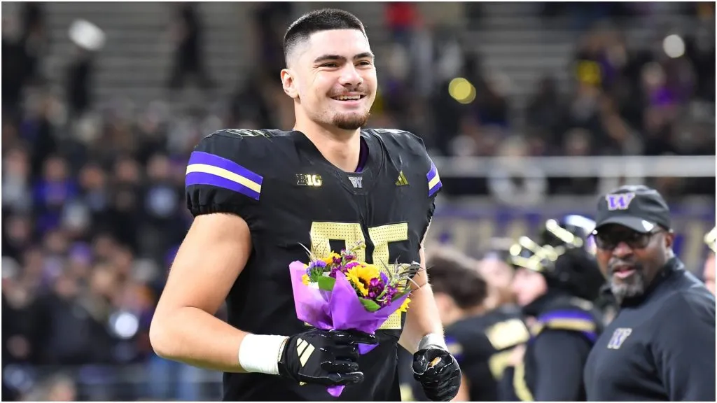 Washington Huskies tight end Keleki Latu – IMAGO / Newscom World