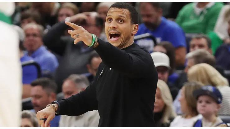 Boston Celtics coach Joe Mazzulla yells during the NBA, Basketball Herren, USA game against the Orlando Magic at the Kia Center on Monday, Dec. 23, 2024, in Orlando, Florida. Orlando USA