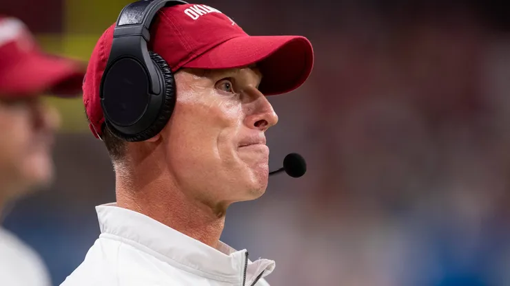 Valero Alamo Bowl Arizona vs Oklahoma DEC 28 December 28, 2023: Oklahoma Sooners head coach Brent Venables during the Valero Alamo Bowl NCAA football game between the Arizona Wildcats and the Oklahoma Sooners in San Antonio, TX.