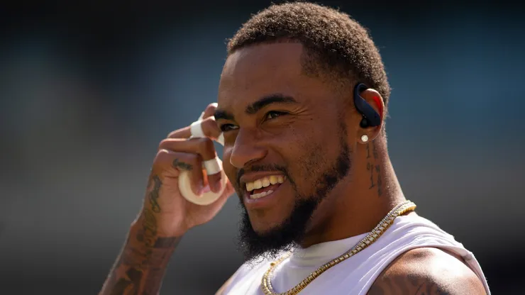 DeSean Jackson #10 of the Philadelphia Eagles smiles prior to the game against the Washington Redskins at Lincoln Financial Field on September 8, 2019 in Philadelphia, Pennsylvania.