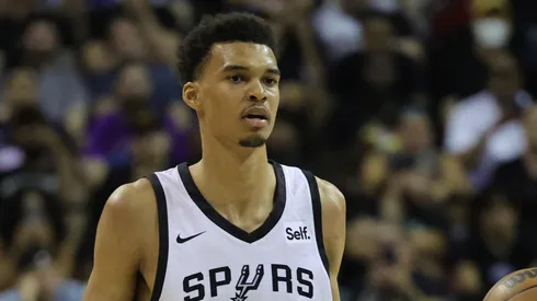 Victor Wembanyama #1 of the San Antonio Spurs dribbles the ball during the second quarter against the Charlotte Hornets
