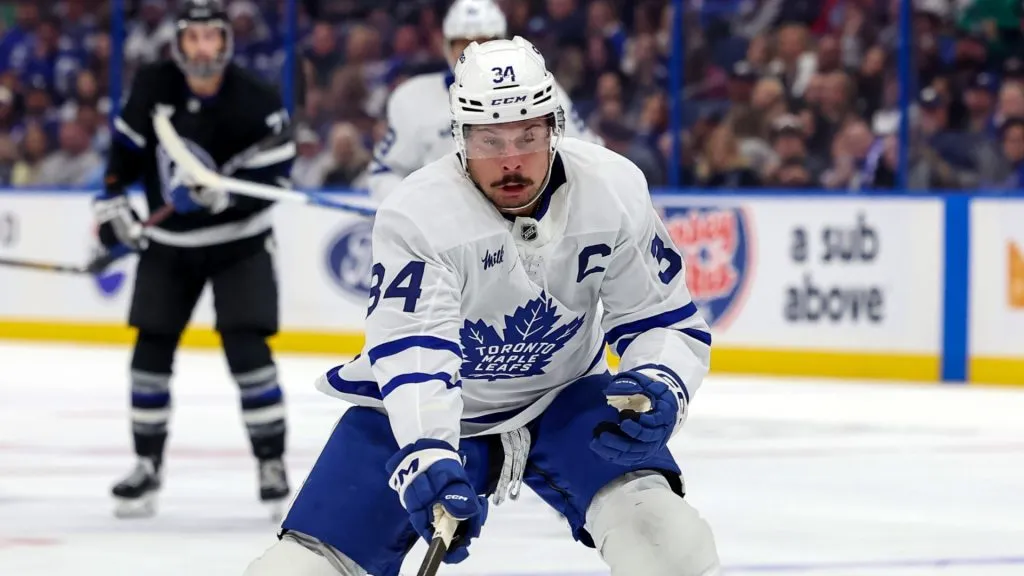 Auston Matthews #34 of the Toronto Maple Leafs moves the puck up ice against the Tampa Bay Lightning during the first period at the Amalie Arena on November 30, 2024 in Tampa, Florida.