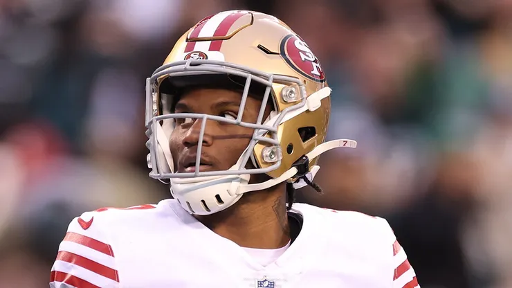 Charvarius Ward #7 of the San Francisco 49ers looks on against the Philadelphia Eagles during the second quarter in the NFC Championship Game at Lincoln Financial Field on January 29, 2023 in Philadelphia, Pennsylvania.