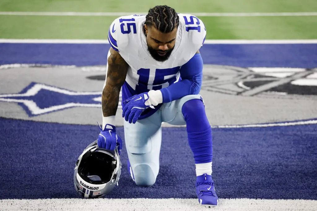 ARLINGTON, TEXAS – DECEMBER 22: Ezekiel Elliott #15 of the Dallas Cowboys looks on prior to a game against the Tampa Bay Buccaneers at AT&T Stadium on December 22, 2024 in Arlington, Texas. (Photo by Ron Jenkins/Getty Images)
