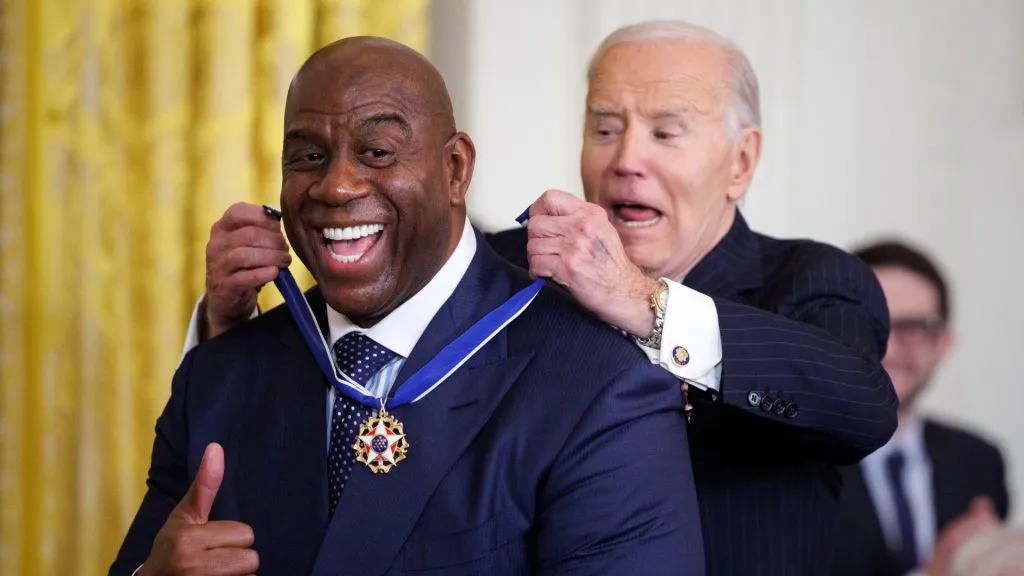 Magic Johnson receives the Medal of Freedom from President Joe Biden (Tom Brenner/Getty Images)