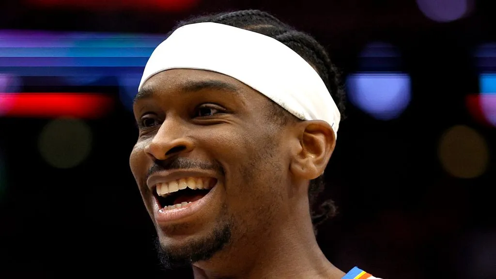 Shai Gilgeous-Alexander #2 of the Oklahoma City Thunder