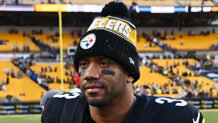Russell Wilson quarterback of the Pittsburgh Steelers