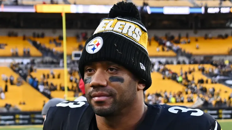 Russell Wilson quarterback of the Pittsburgh Steelers