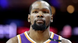Kevin Durant #35 of the Phoenix Suns reacts during a game against the Charlotte Hornets on January 07, 2025.