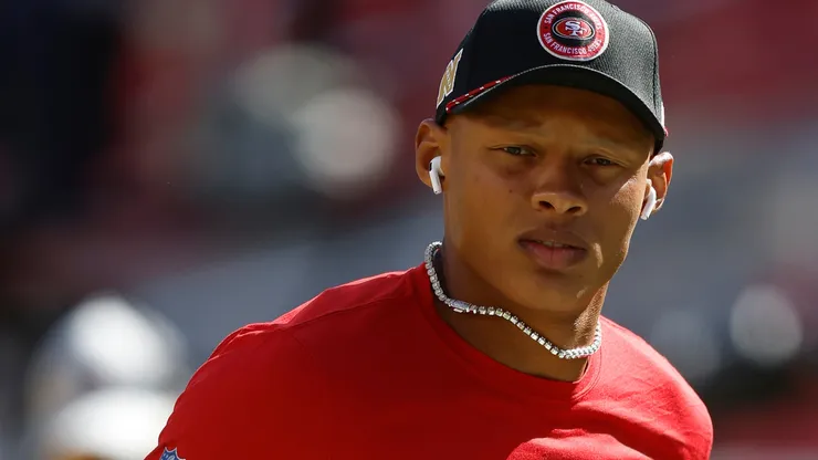 Quarterback Joshua Dobbs #5 of the San Francisco 49ers looks on during warmups before playing the New York Jets at Levi's Stadium on September 09, 2024.