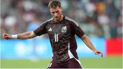 Santiago Gimenez of Mexico