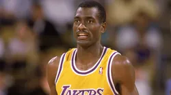 Michael Cooper #21 of the Los Angeles Lakers during an NBA game at the Great Western Forum in Los Angeles, California in 1988.
