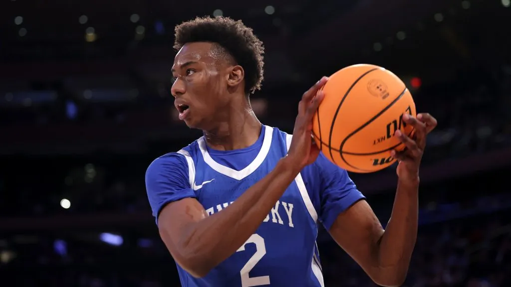 Jaxson Robinson #2 of the Kentucky Wildcats in action against the Ohio State Buckeyes