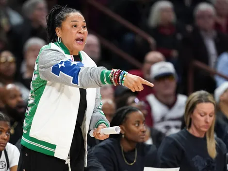 NCAAB News: SC's Dawn Staley to receive the ultimate honor from FIBA