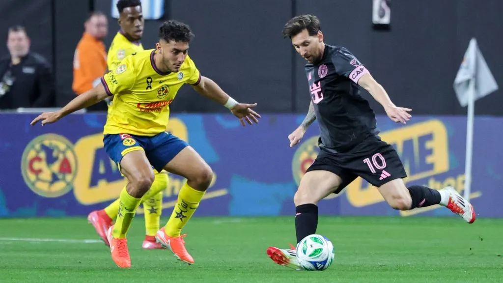 Lionel Messi of Inter Miami kicks the ball against Club America (Ethan Miller/Getty Images)