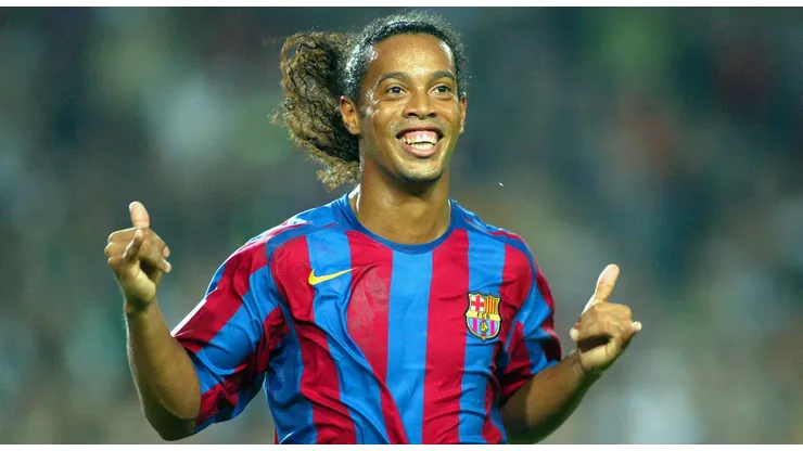 Ronaldinho of FC Barcelona celebrates his goal during the La Liga match between FC Barcelona and Real Sociedad, on October 30, 2005 at the Camp Nou stadium in Barcelona, Spain.