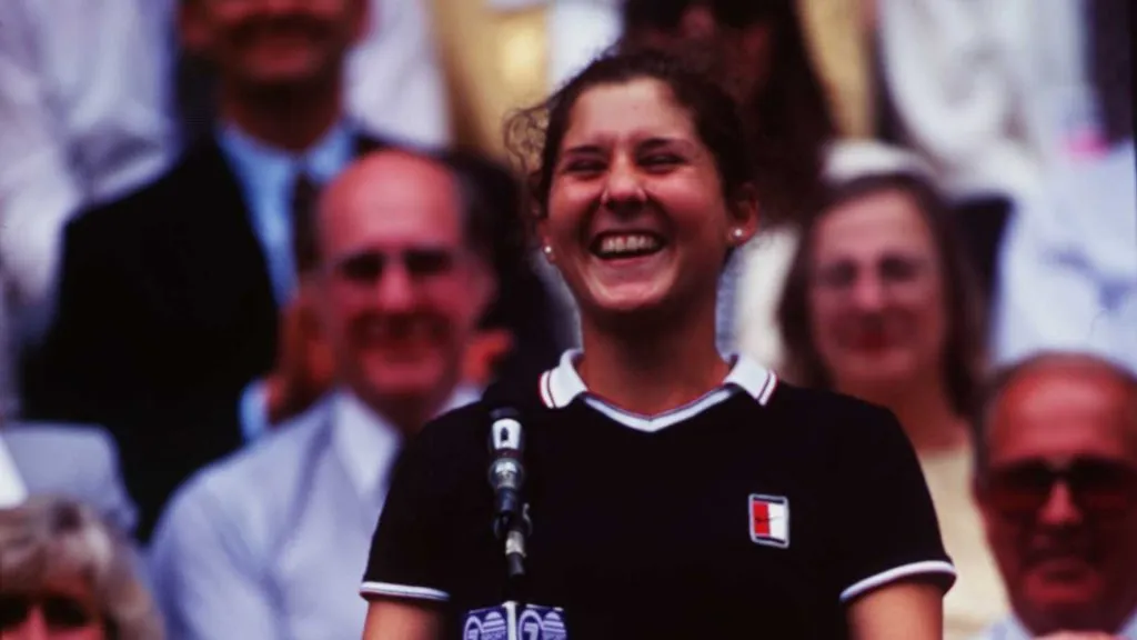 Monica Seles at the 1995 US Open after her comeback (Clive Brunskill/ALLSPORT)