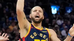 Stephen Curry #30 of the Golden State Warriors shoots against the Los Angeles Lakers during the second half at Chase Center