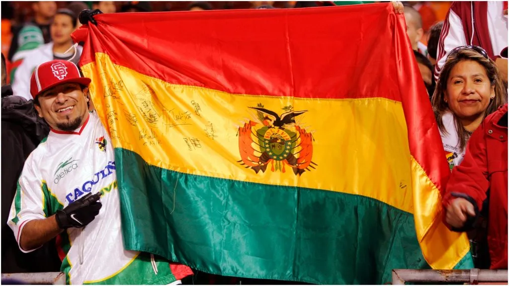 Bolivian fans hold up their flag ā Brian Bahr/Getty Images