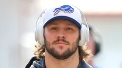 Josh Allen #17 of the Buffalo Bills arrives prior to the AFC Championship Game against the Kansas City Chiefs at GEHA Field at Arrowhead Stadium on January 26, 2025 in Kansas City, Missouri.