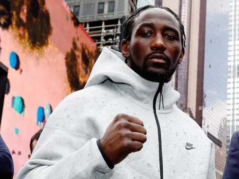 Canelo Alvarez's rehydration clause under fire from Terence Crawford's trainer