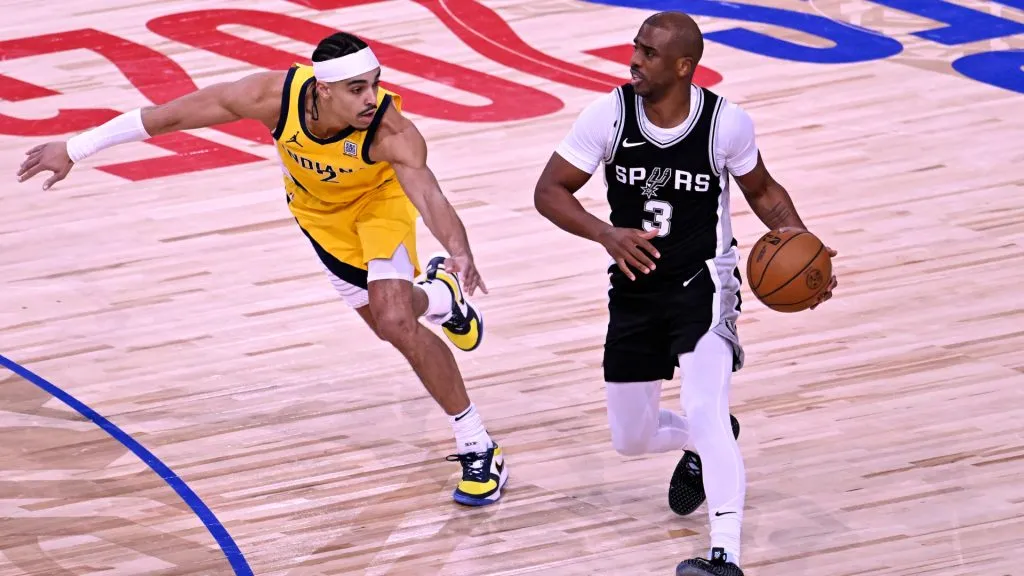 Chris Paul #3 of the San Antonio Spurs dribbles against Andrew Nembhard #2 of the Indiana Pacers in the game at the Accor Arena in Paris, France. (Aurelien Meunier/Getty Images)