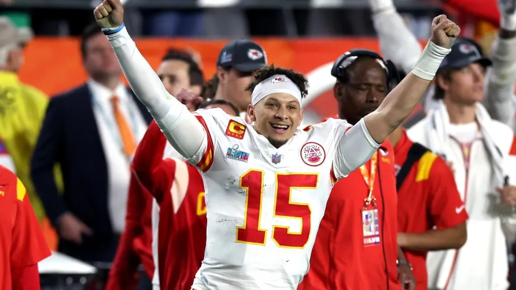 Patrick Mahomes #15 of the Kansas City Chiefs celebrates after defeating the Philadelphia Eagles 38-35 to win Super Bowl LVII at State Farm Stadium on February 12, 2023. (Source: Ezra Shaw/Getty Images)