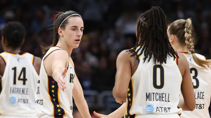 Caitlin Clark celebrates with Indiana Fever teammates