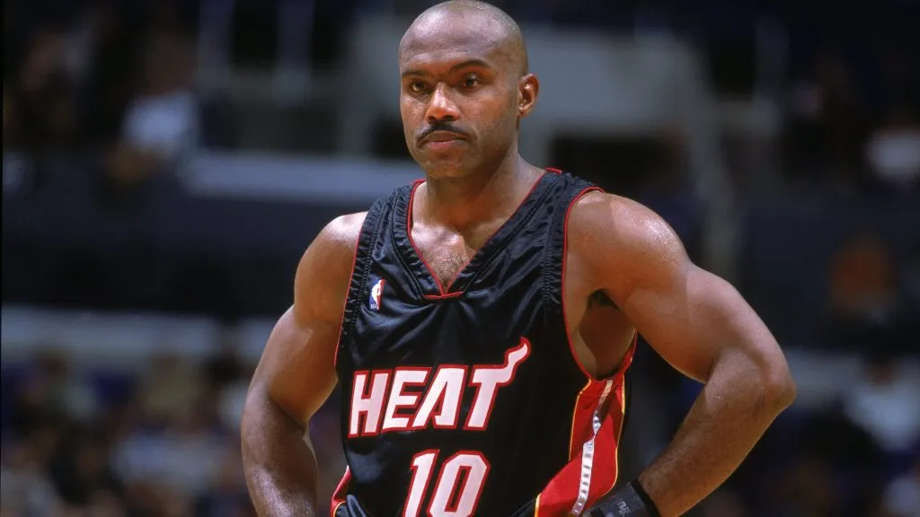 Tim Hardaway #10 of the Miami Heat looks on during the game against the Los Angeles Clippers.
