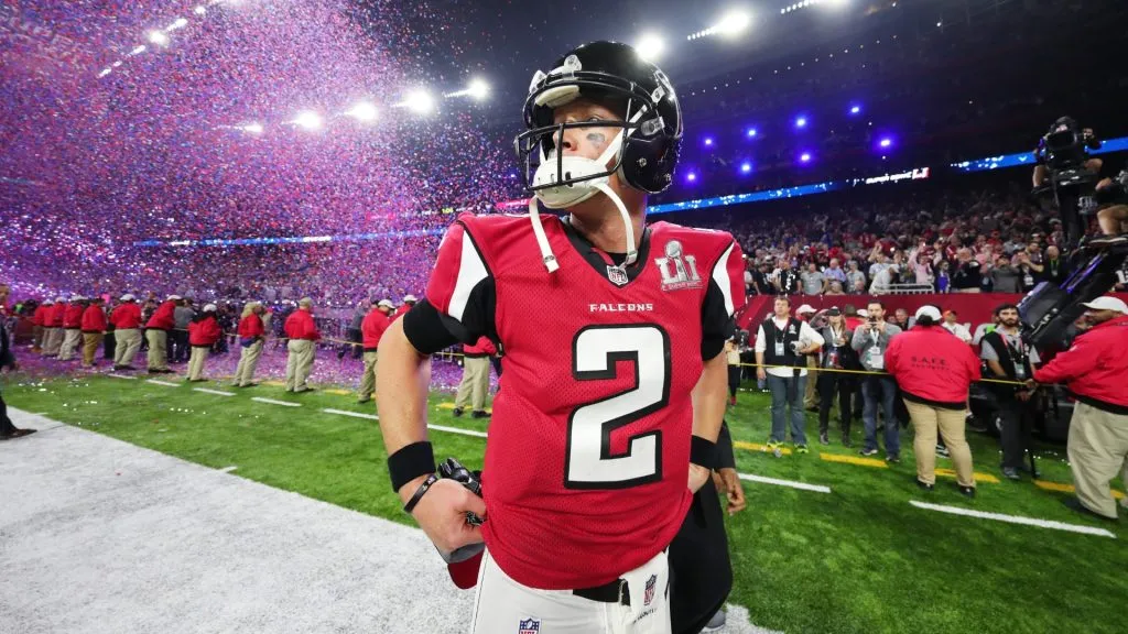 Matt Ryan #2 of the Atlanta Falcons walks off the field after losing to the New England Patriots 34-28 in overtime during Super Bowl 51 in 2017. (Source: Tom Pennington/Getty Images)