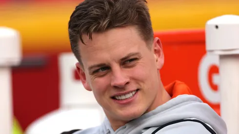 Titans HC Brian Callahan makes bold comparison between Shedeur Sanders and Bengals QB Joe Burrow