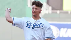 Quarterback Patrick Mahomes of the Kansas City Chiefs throws out the first pitch prior to a game between the New York Yankees and Kansas City Royals at Kauffman Stadium on May 18, 2018 in Kansas City, Missouri.